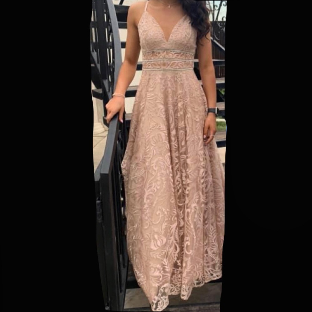 Prom Dress - Picture 4 of 5
